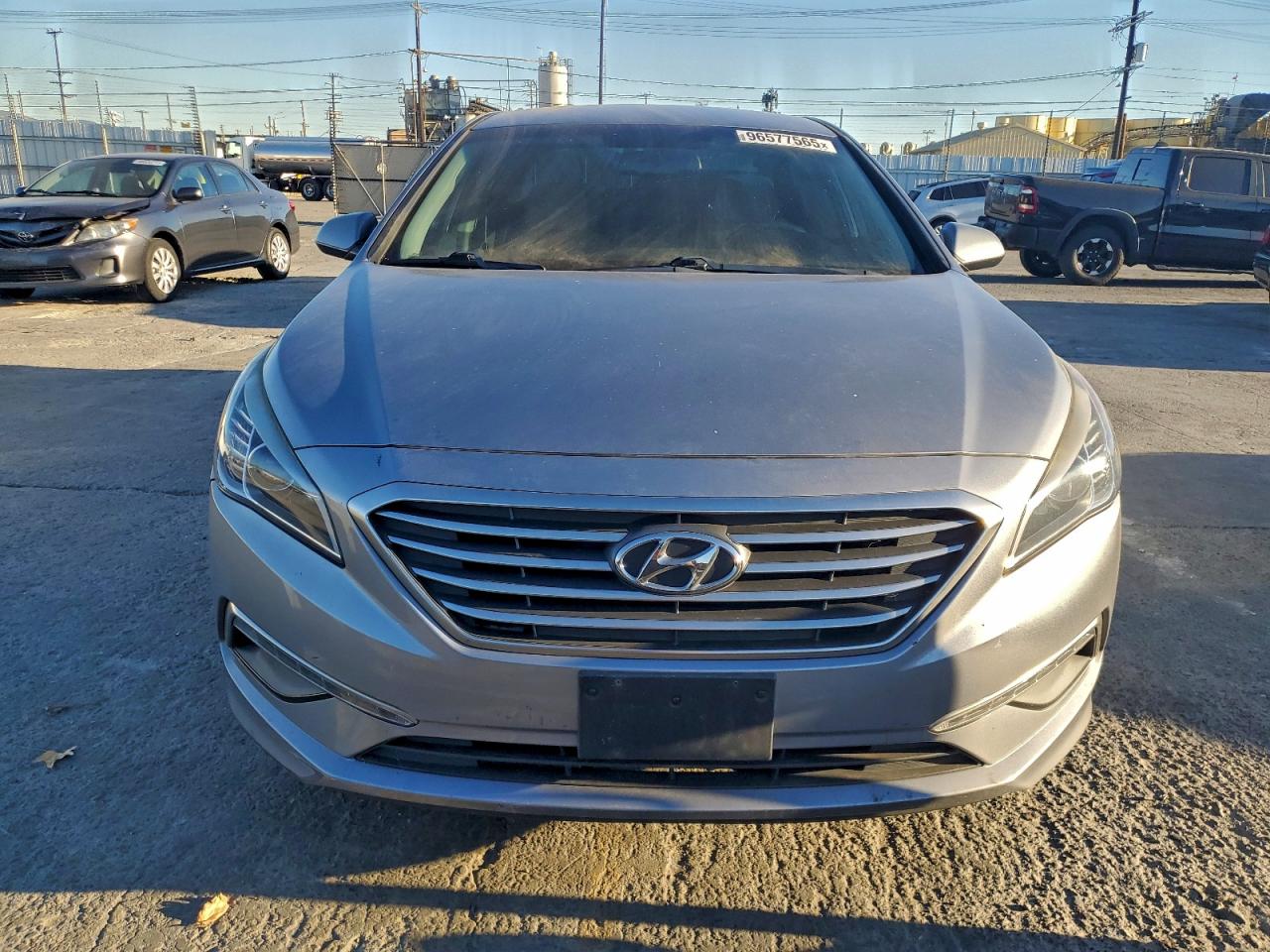 2015 HYUNDAI SONATA SE photo 5