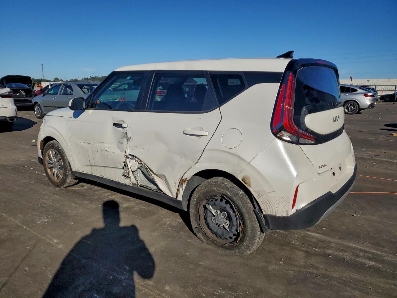 2025 KIA SOUL LX photo 2