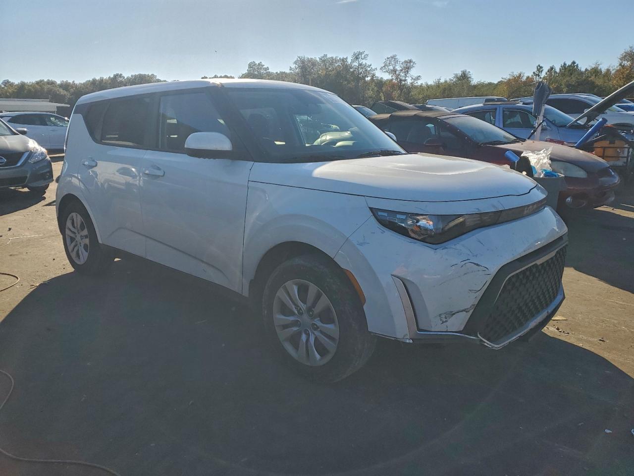 2025 KIA SOUL LX photo 4