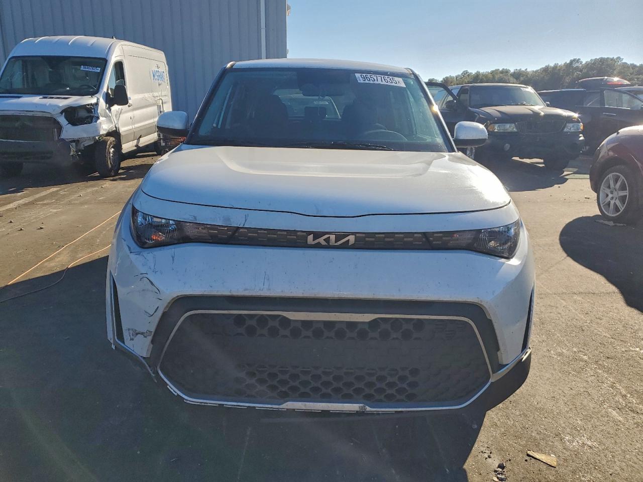 2025 KIA SOUL LX photo 5