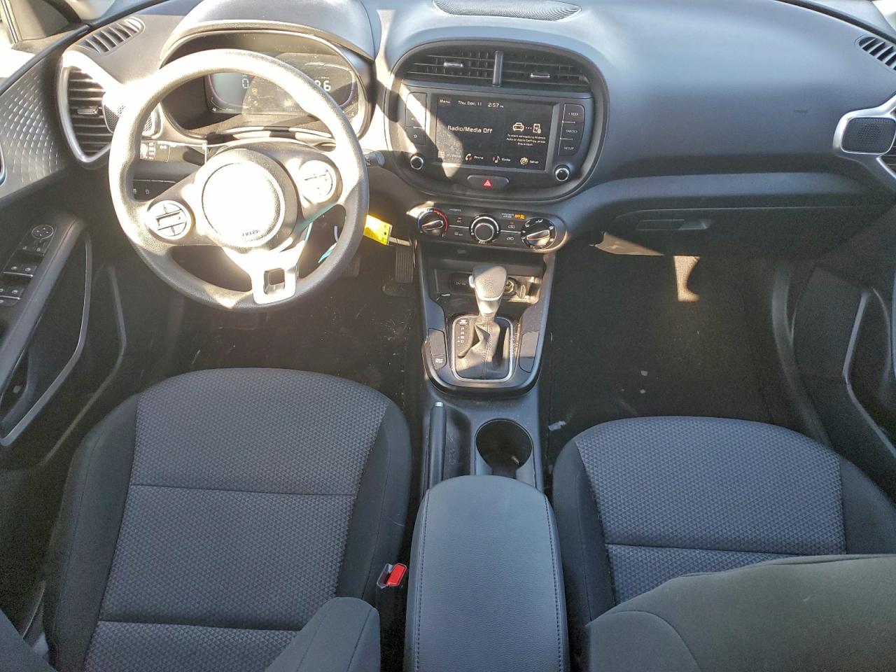 2025 KIA SOUL LX photo 8