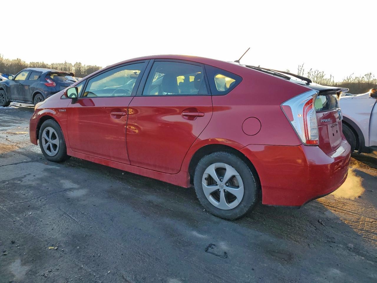 2012 TOYOTA PRIUS photo 2