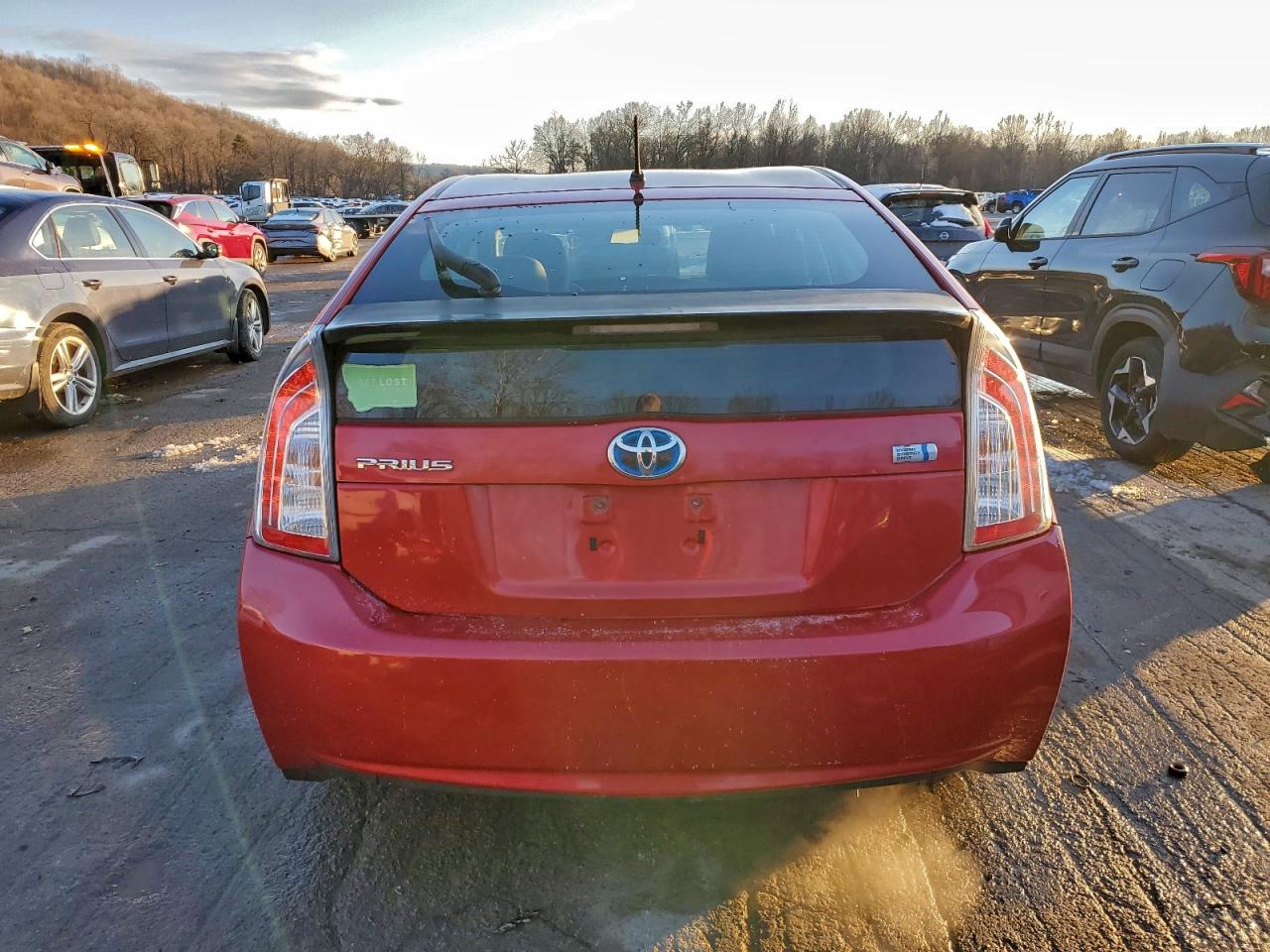 2012 TOYOTA PRIUS photo 6