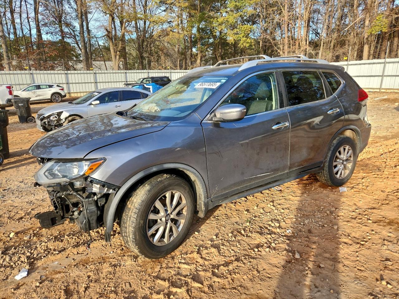 2017 NISSAN ROGUE
