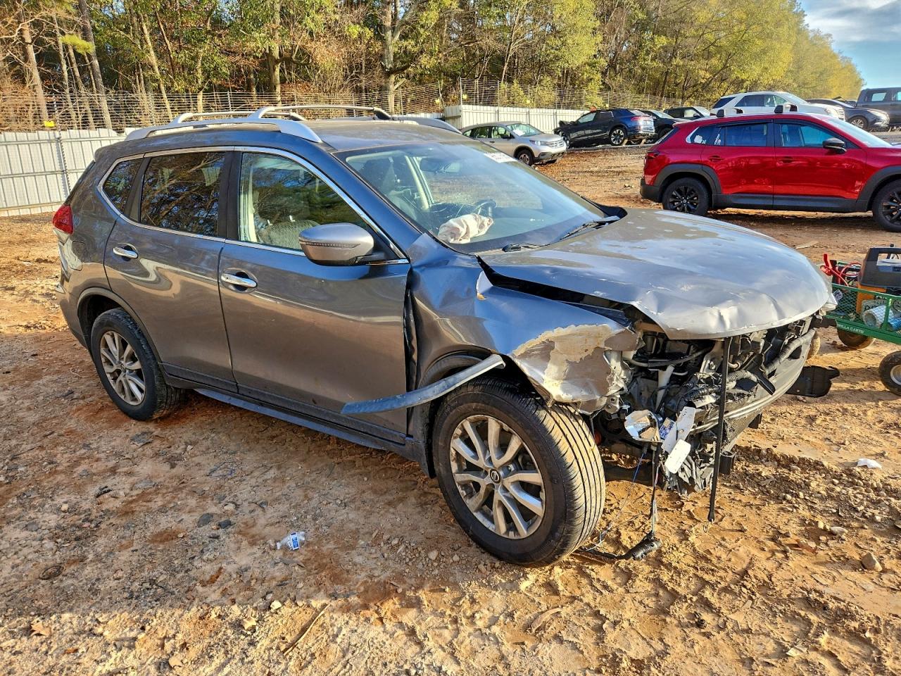 2017 NISSAN ROGUE S photo 4