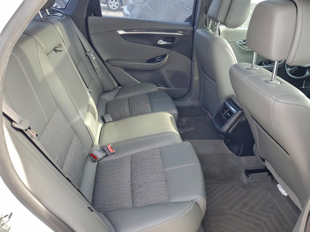 2014 CHEVROLET IMPALA LT photo 10