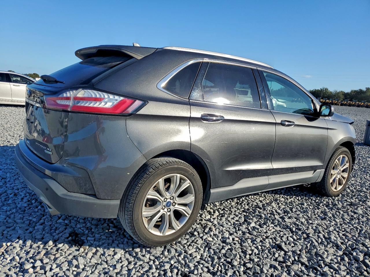 2019 FORD EDGE TITANIUM photo 3