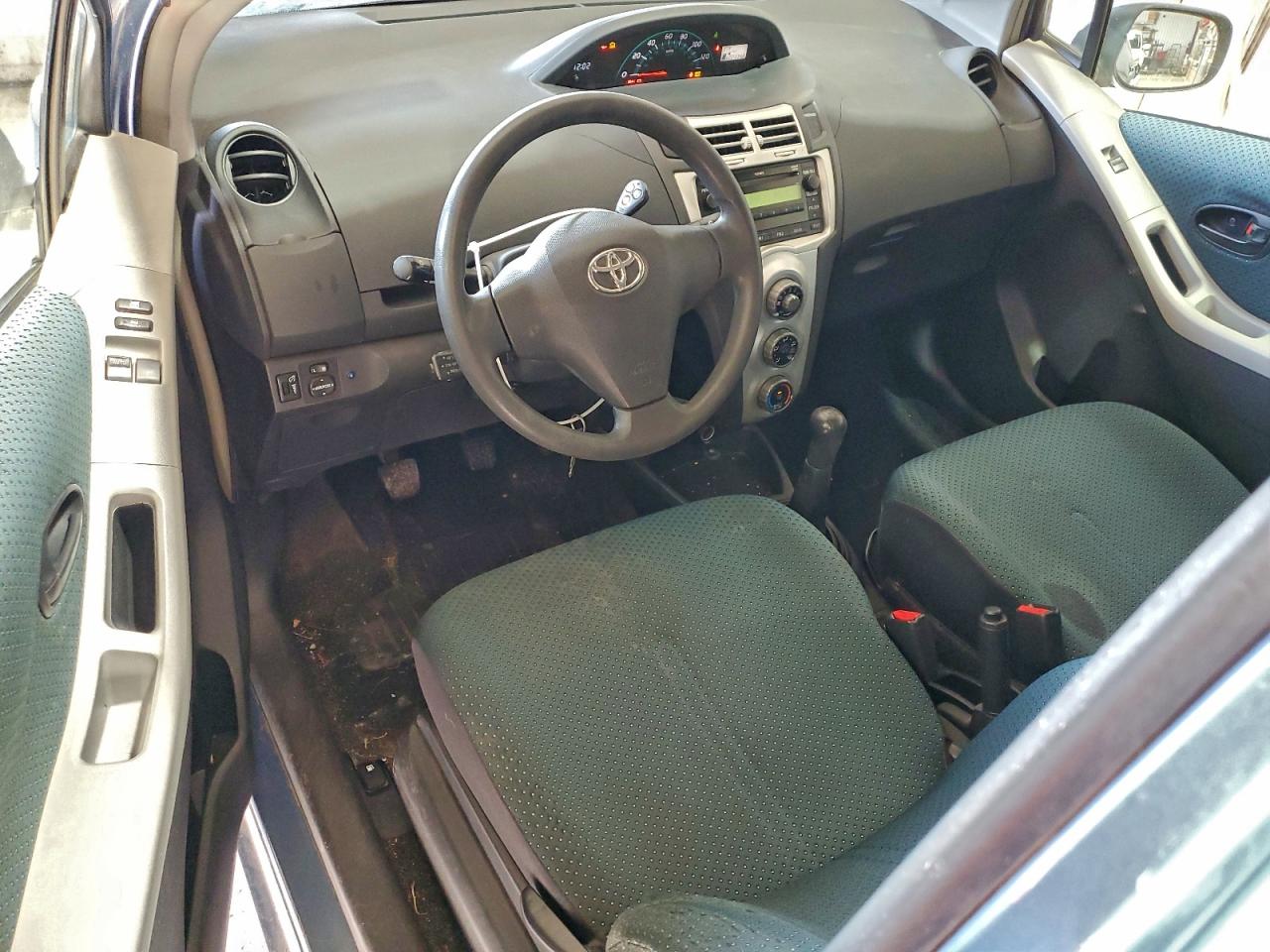 2007 TOYOTA YARIS photo 8
