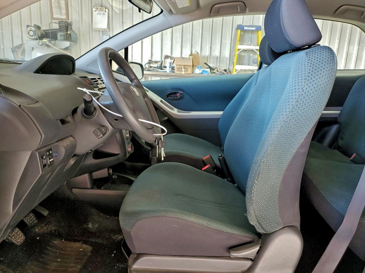 2007 TOYOTA YARIS photo 7