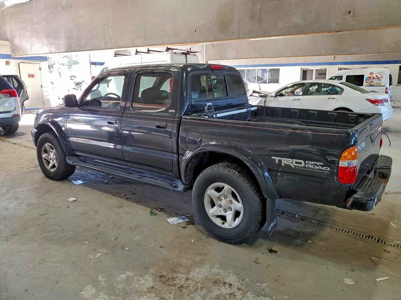 2003 TOYOTA TACOMA DOUBLE CAB photo 2