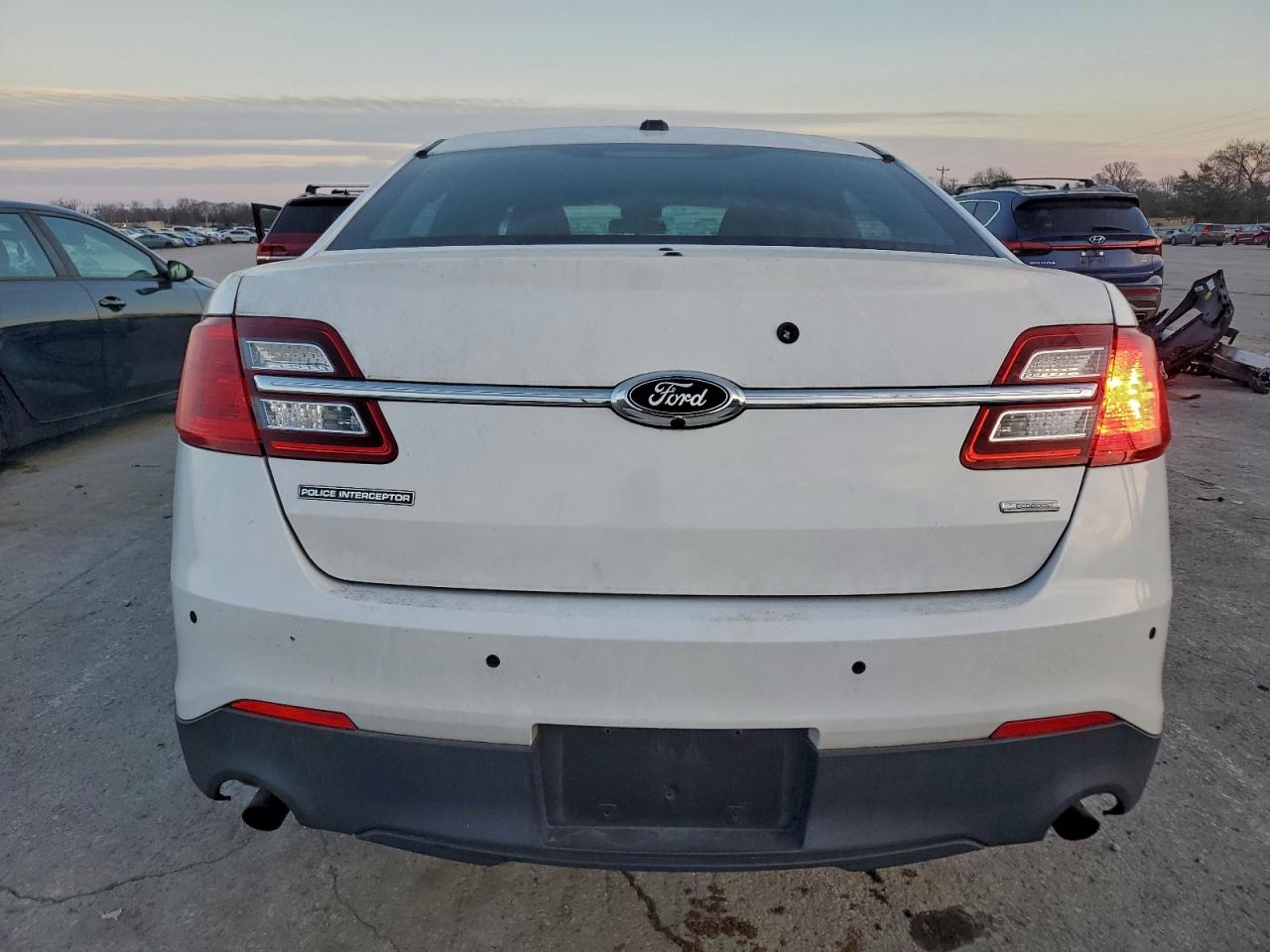 2016 FORD TAURUS POLICE INTERCEPTOR photo 6