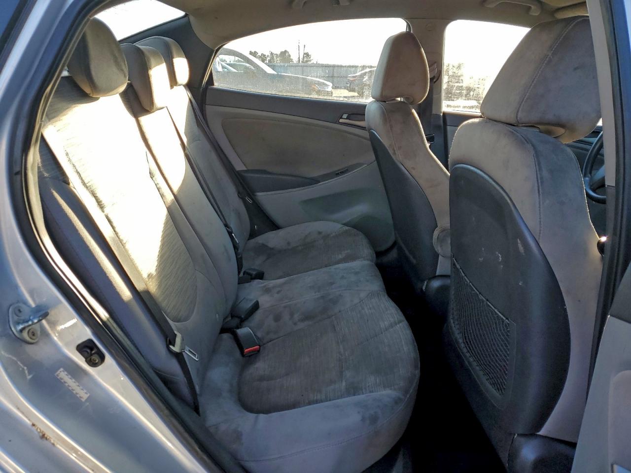 2017 HYUNDAI ACCENT SE photo 10
