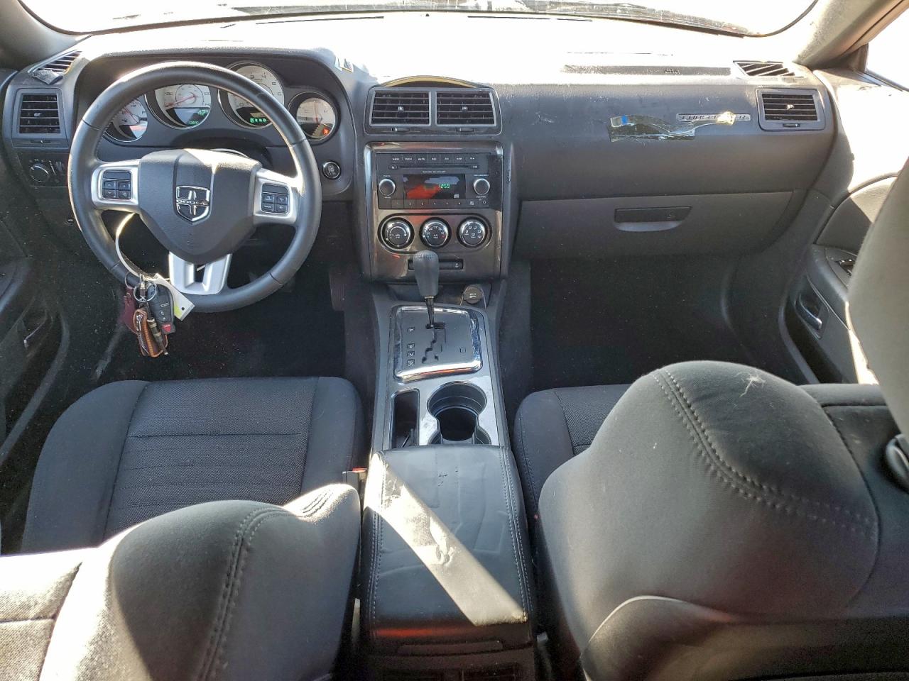 2012 DODGE CHALLENGER SXT photo 8