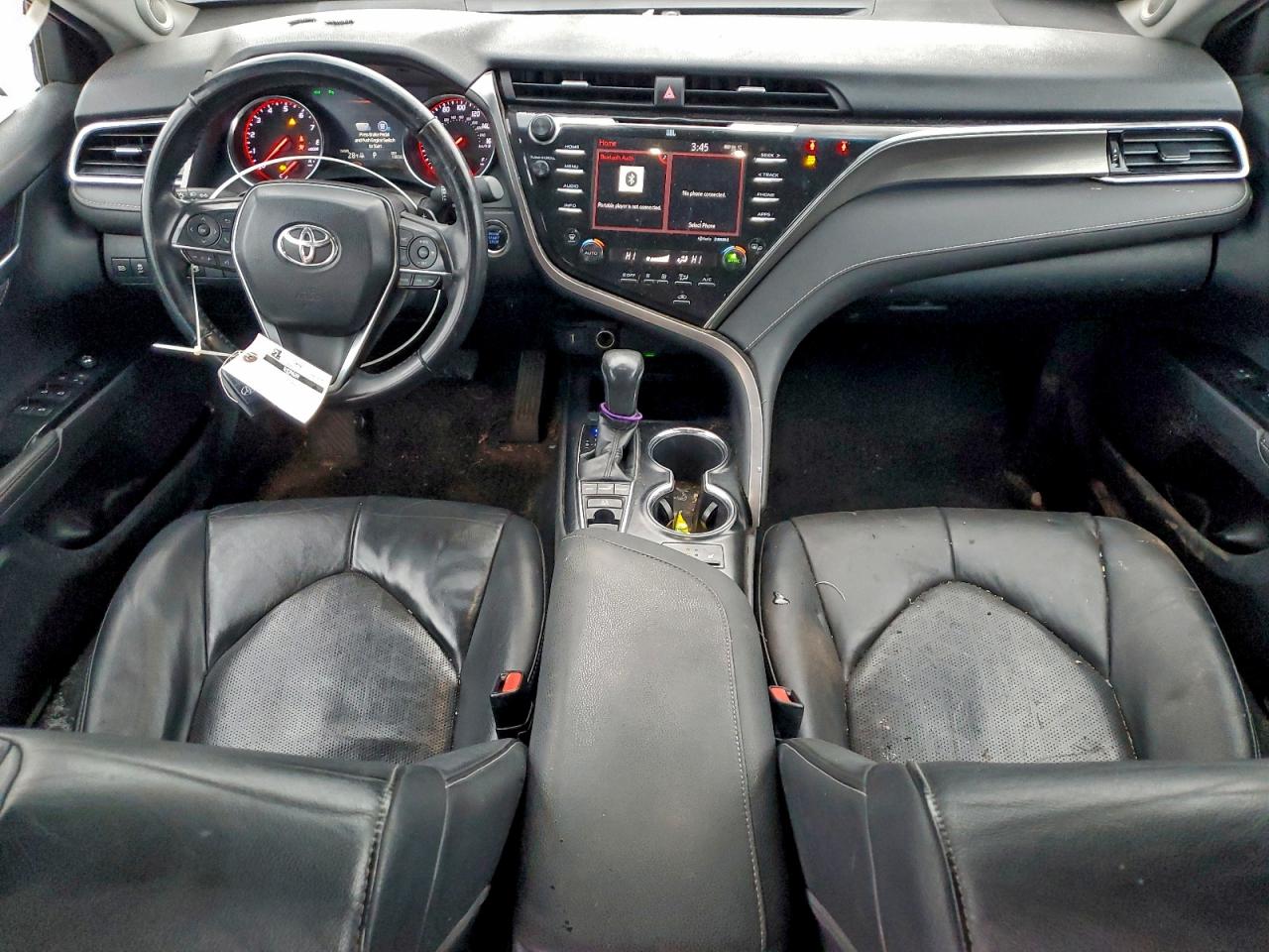 2018 TOYOTA CAMRY XSE photo 15