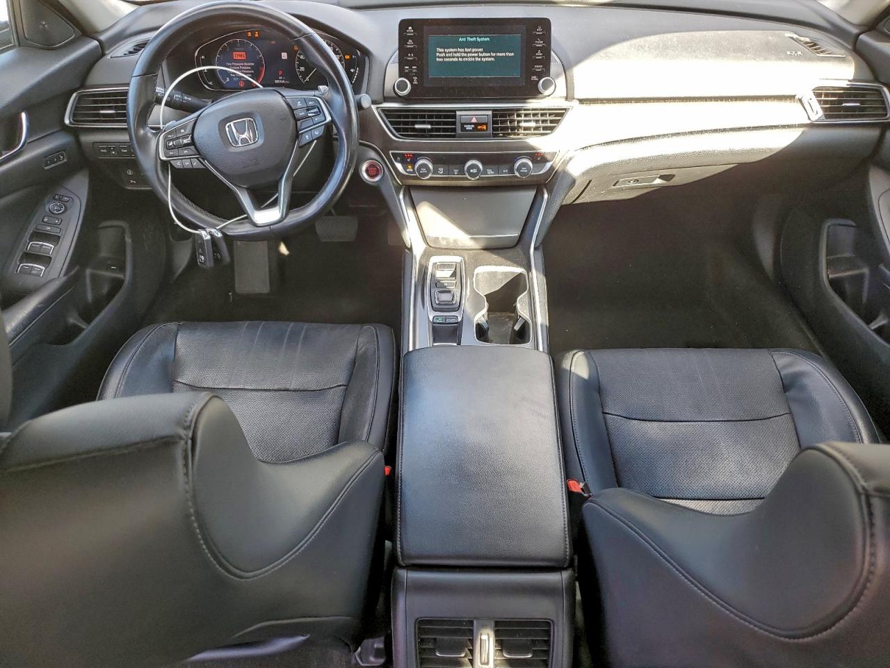 2018 HONDA ACCORD TOURING photo 8