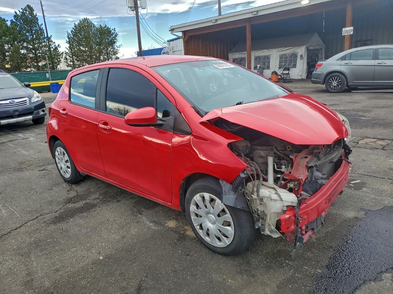 2015 TOYOTA YARIS photo 7