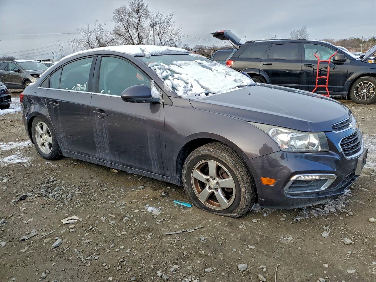 2015 CHEVROLET CRUZE LT photo 4