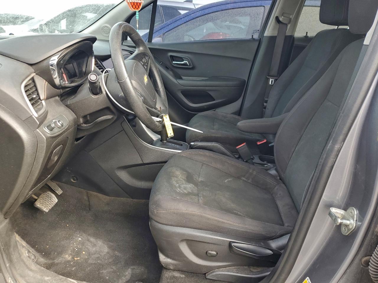 2020 CHEVROLET TRAX LS photo 7