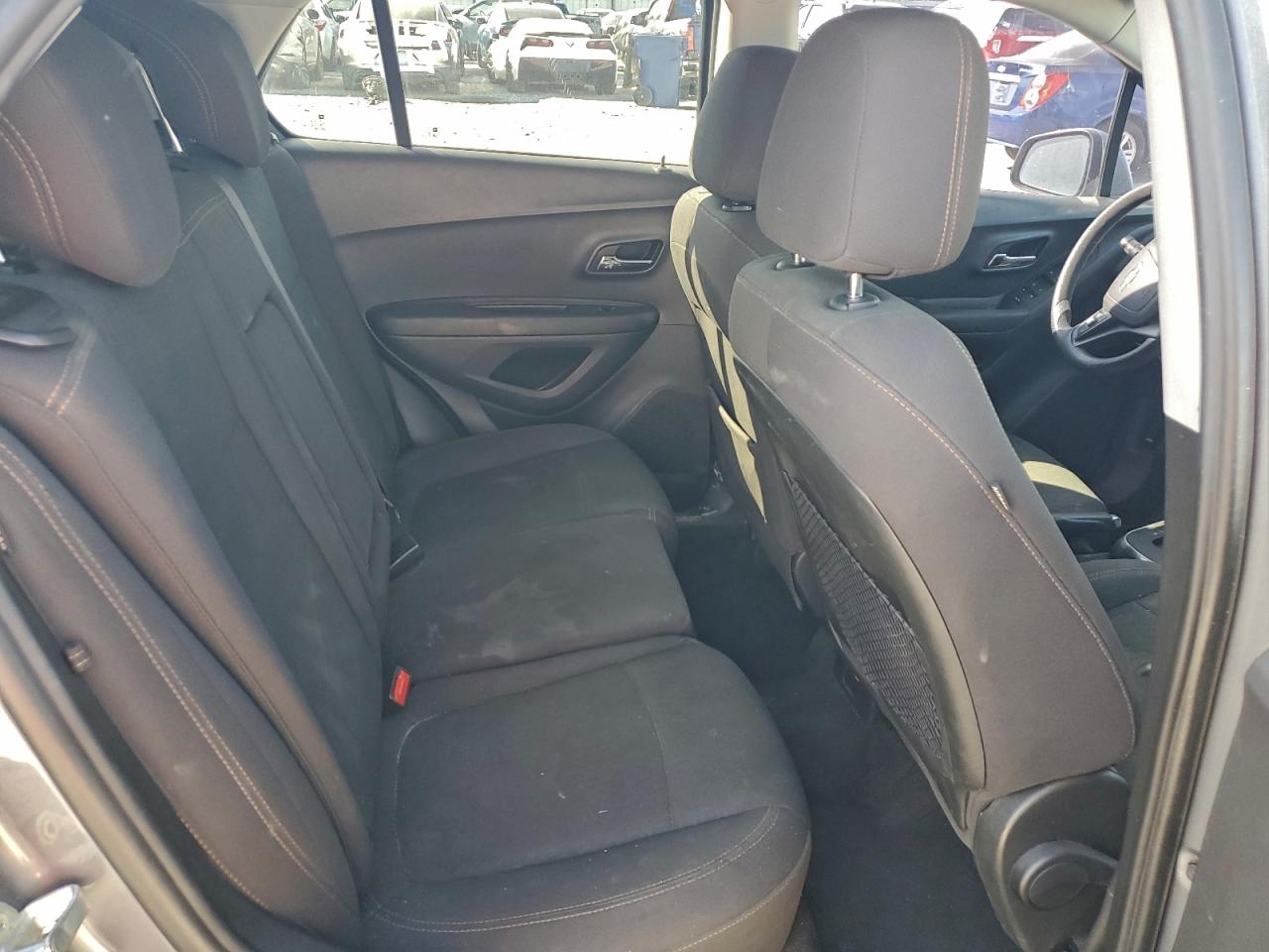 2020 CHEVROLET TRAX LS photo 10