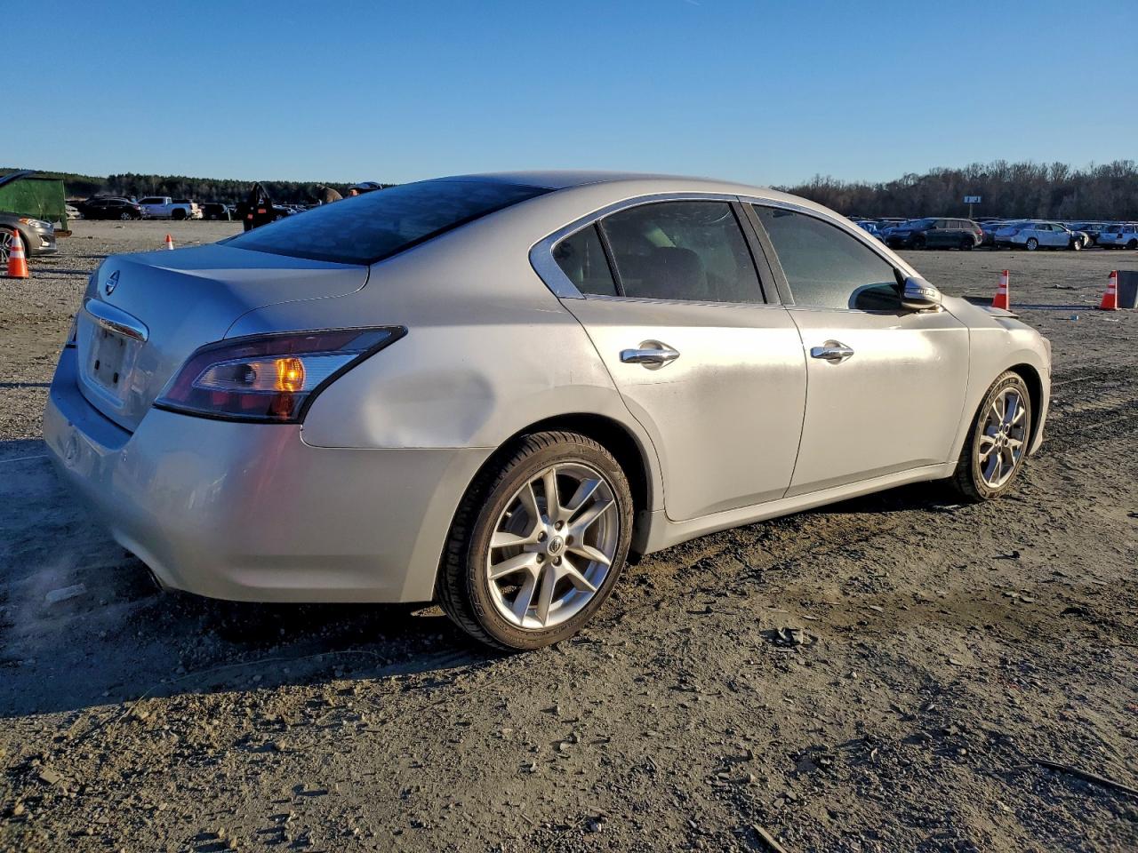 2013 NISSAN MAXIMA S photo 3