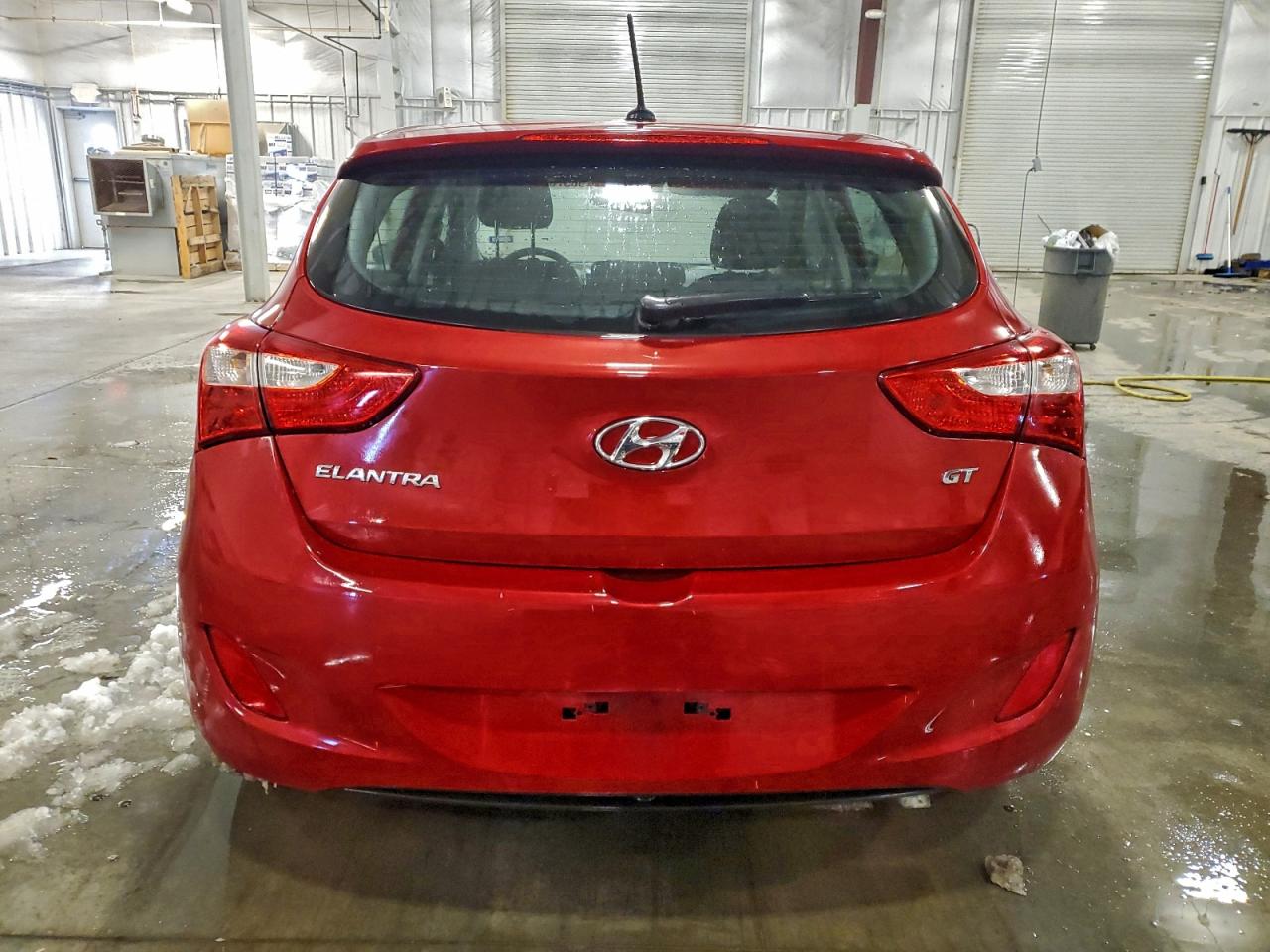 2017 HYUNDAI ELANTRA GT photo 6