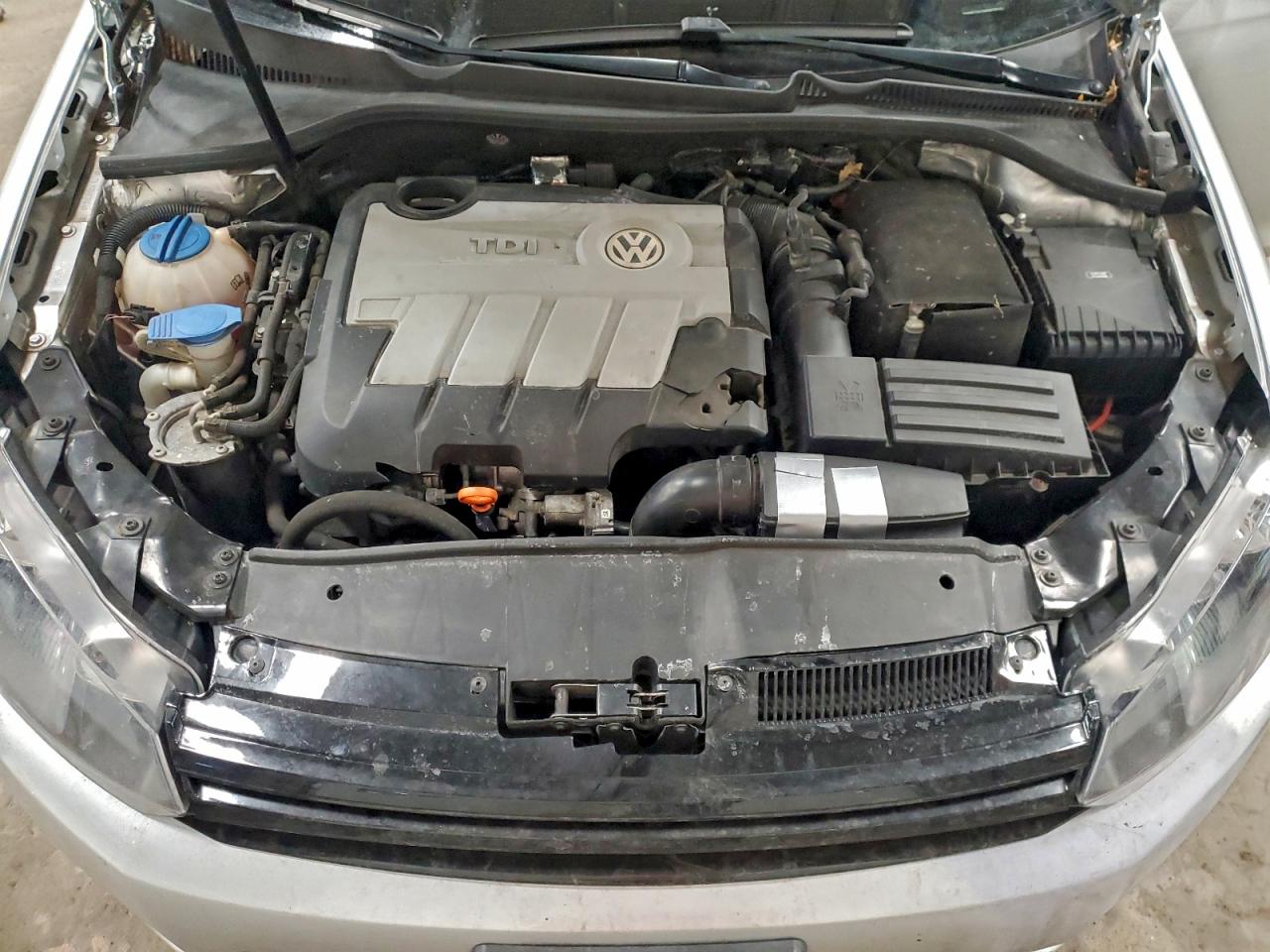 2014 VOLKSWAGEN JETTA TDI photo 12