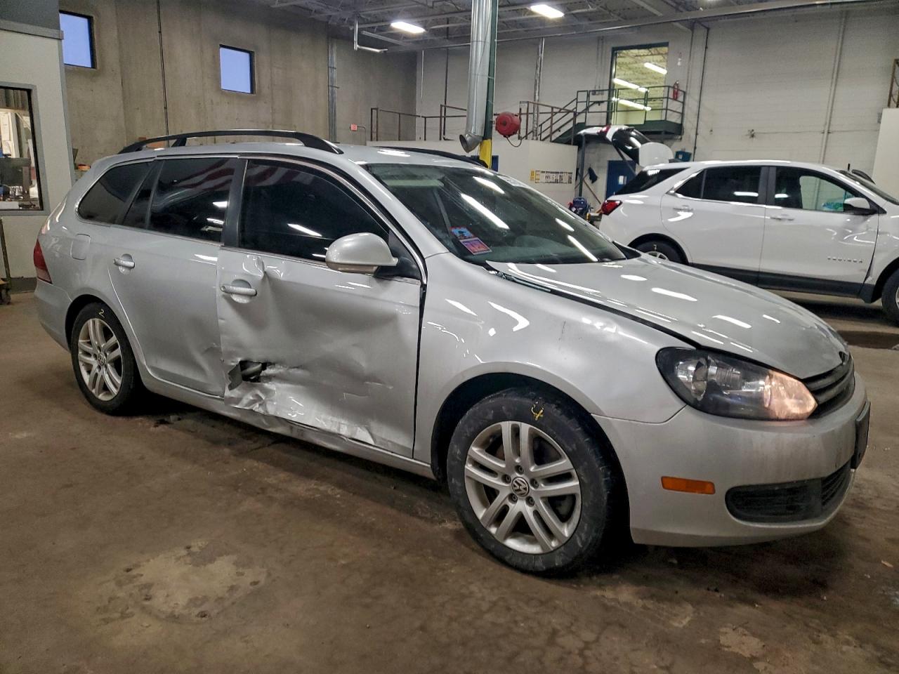 2014 VOLKSWAGEN JETTA TDI photo 4