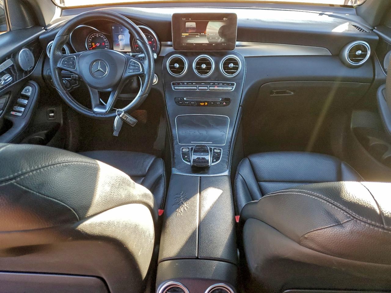 2018 MERCEDES-BENZ GLC 300 4MATIC photo 8