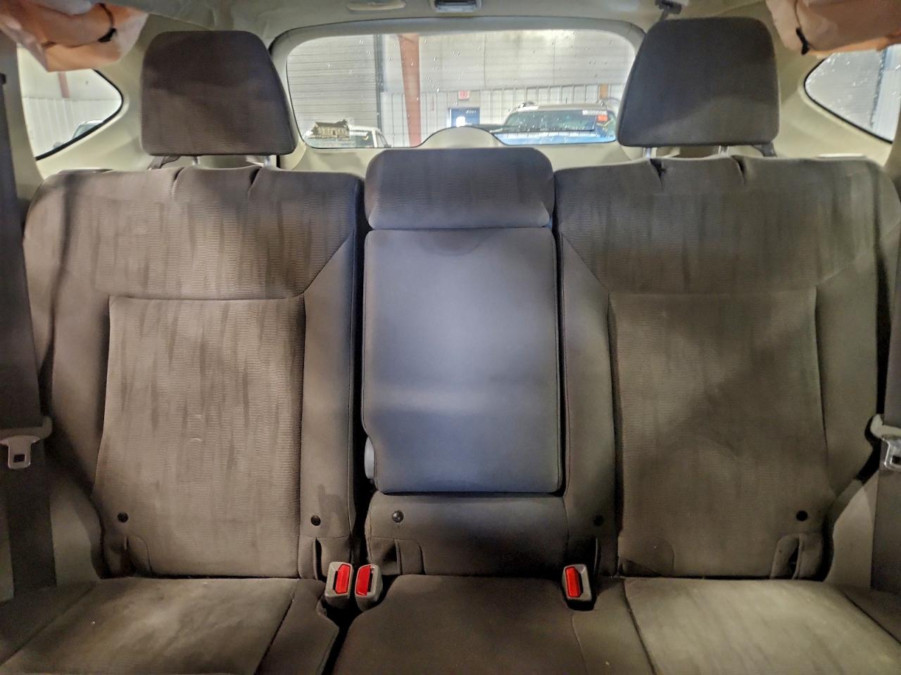 2014 HONDA CR-V LX photo 10