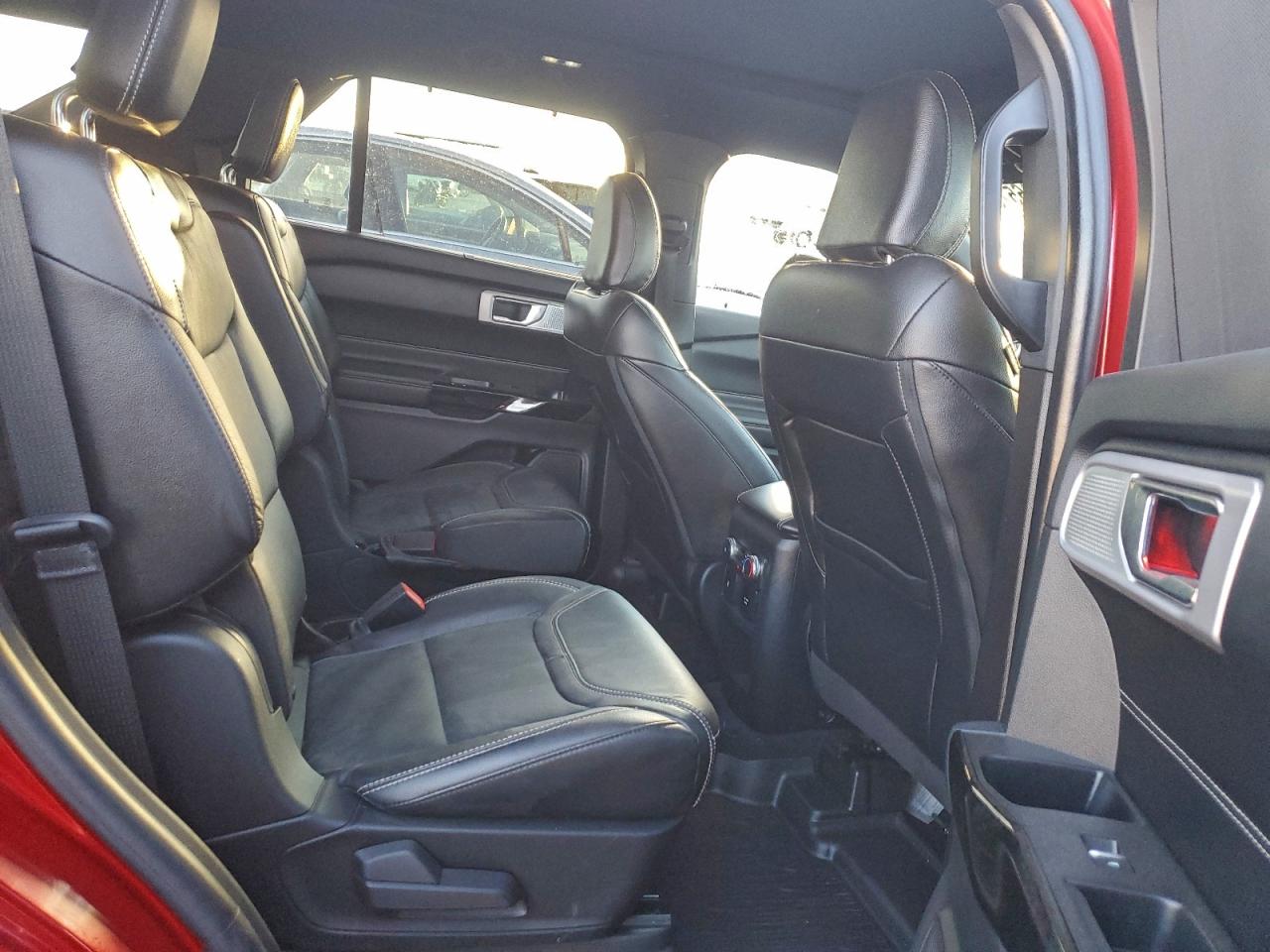 2021 FORD EXPLORER ST photo 11