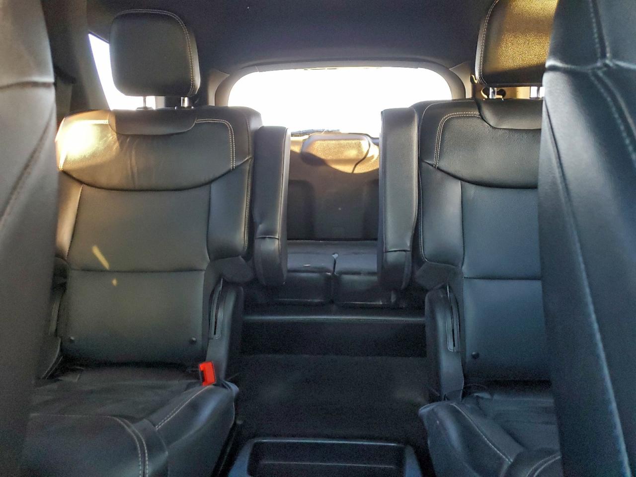 2021 FORD EXPLORER ST photo 10