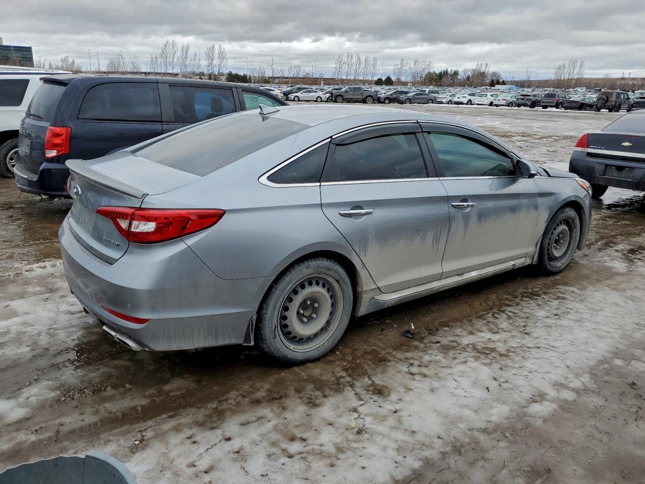 2015 HYUNDAI SONATA SPORT photo 3