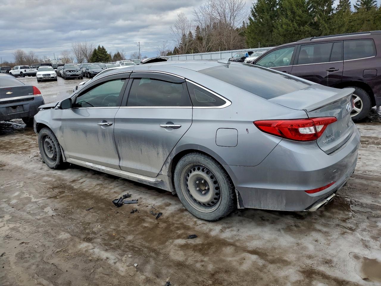 2015 HYUNDAI SONATA SPORT photo 2