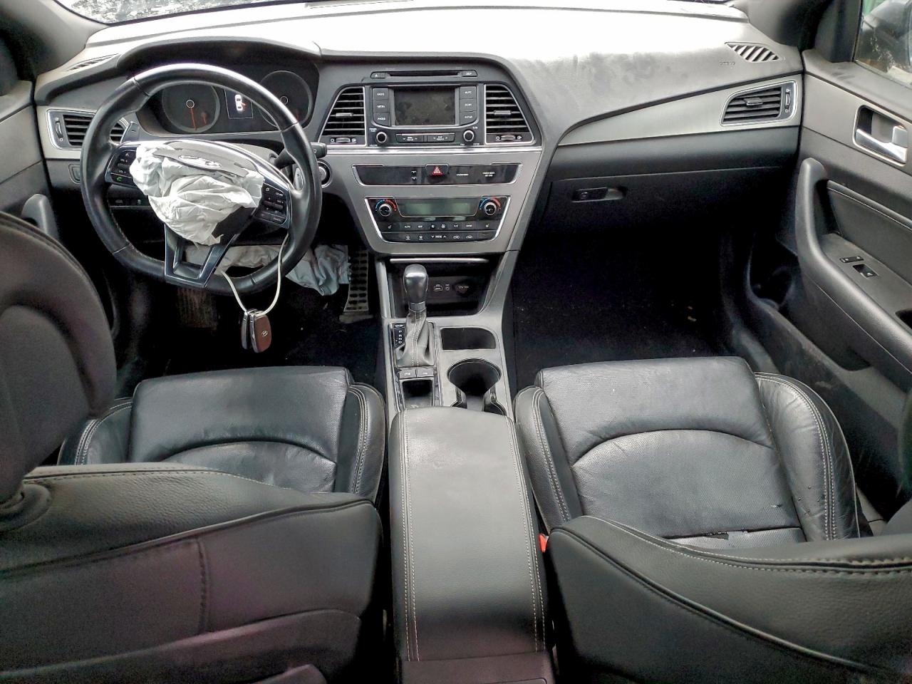 2015 HYUNDAI SONATA SPORT photo 8