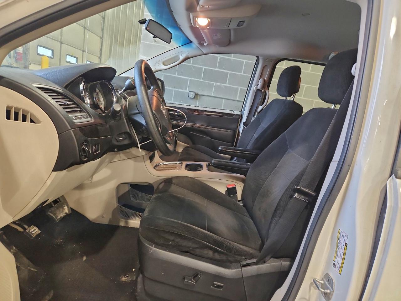 2013 DODGE GRAND CARAVAN SXT photo 7
