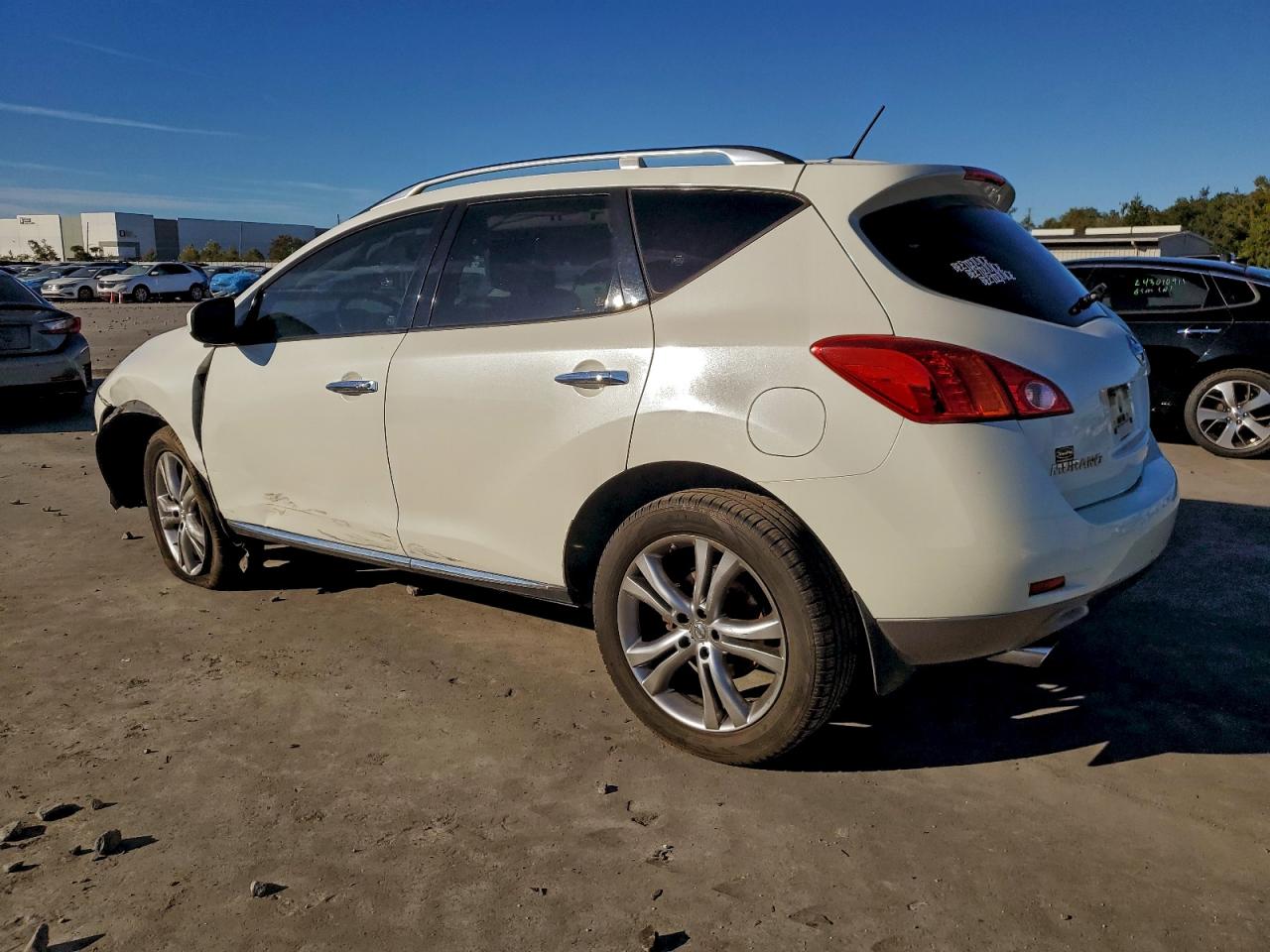 2009 NISSAN MURANO S photo 2