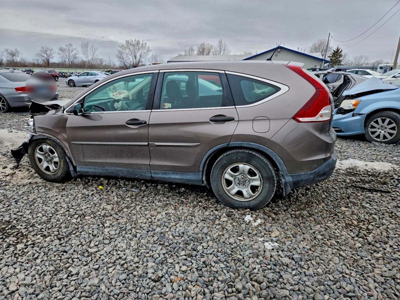 2013 HONDA CR-V LX photo 2