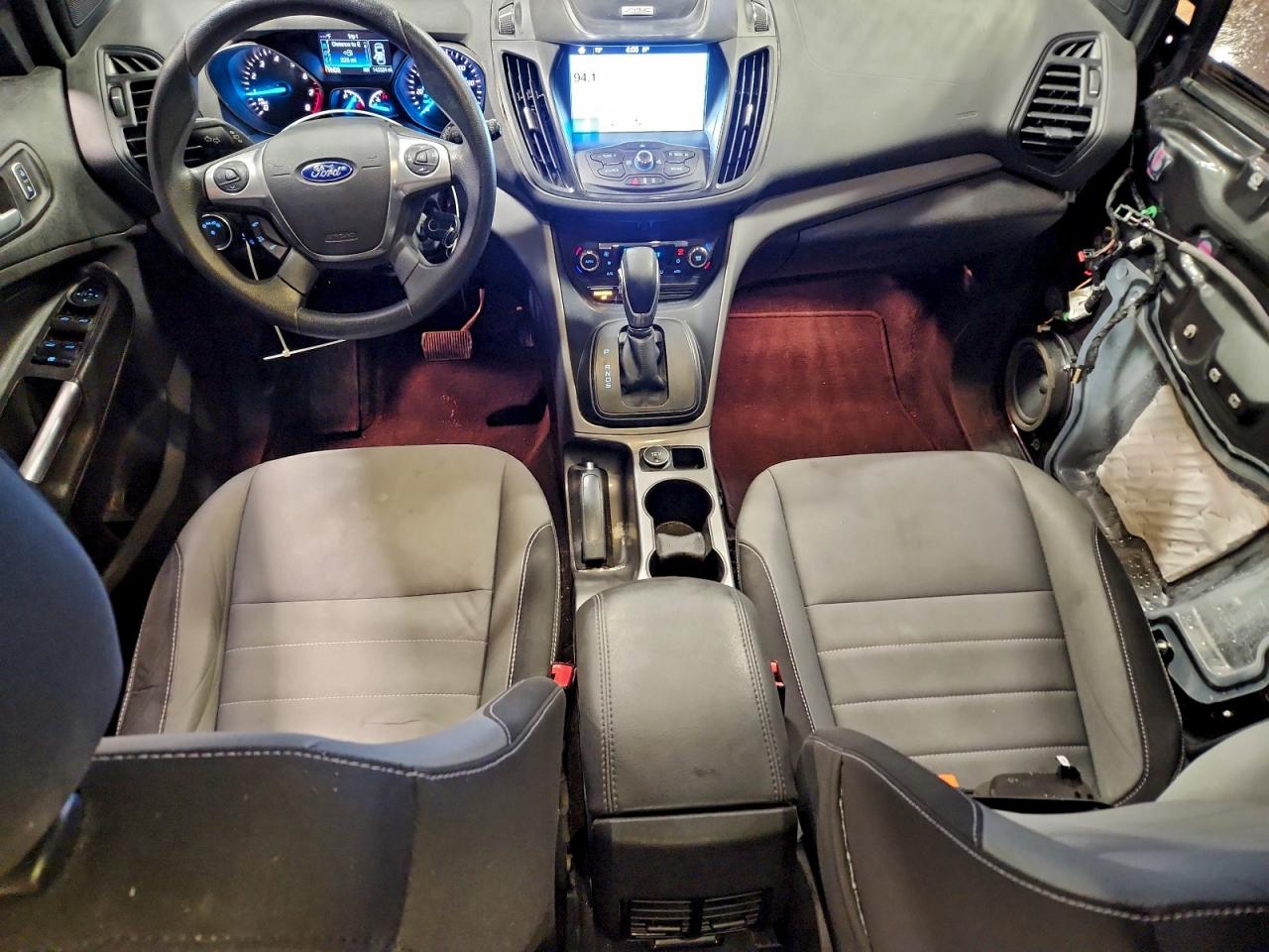 2016 FORD ESCAPE SE photo 8