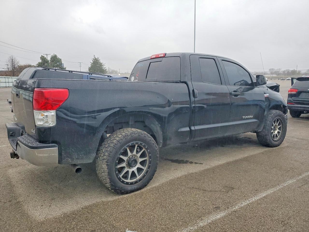 2012 TOYOTA TUNDRA DOUBLE CAB SR5 photo 3