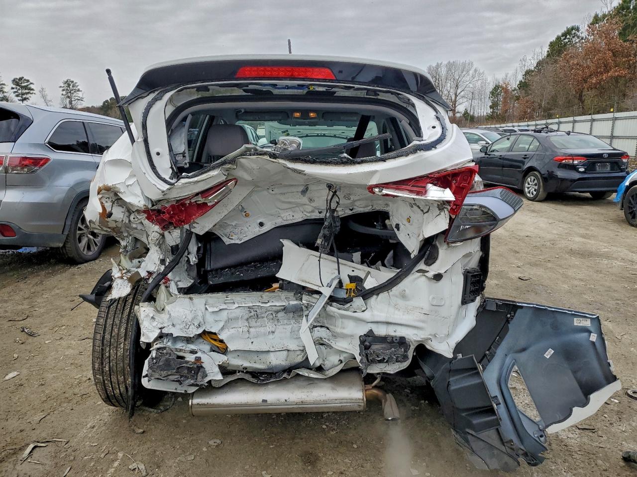 2018 HYUNDAI TUCSON SE photo 6