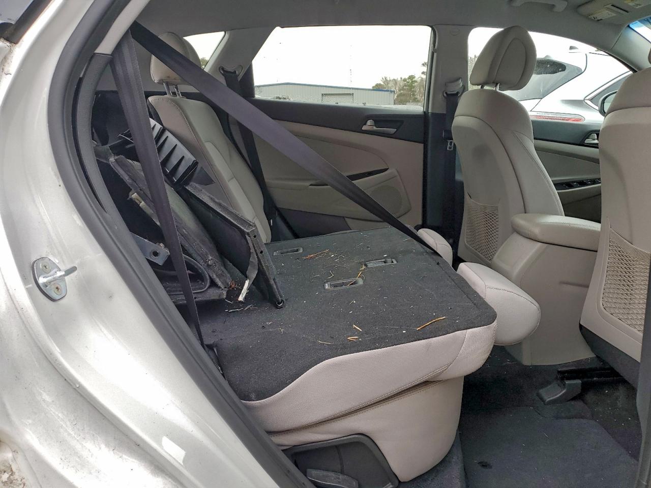 2018 HYUNDAI TUCSON SE photo 11
