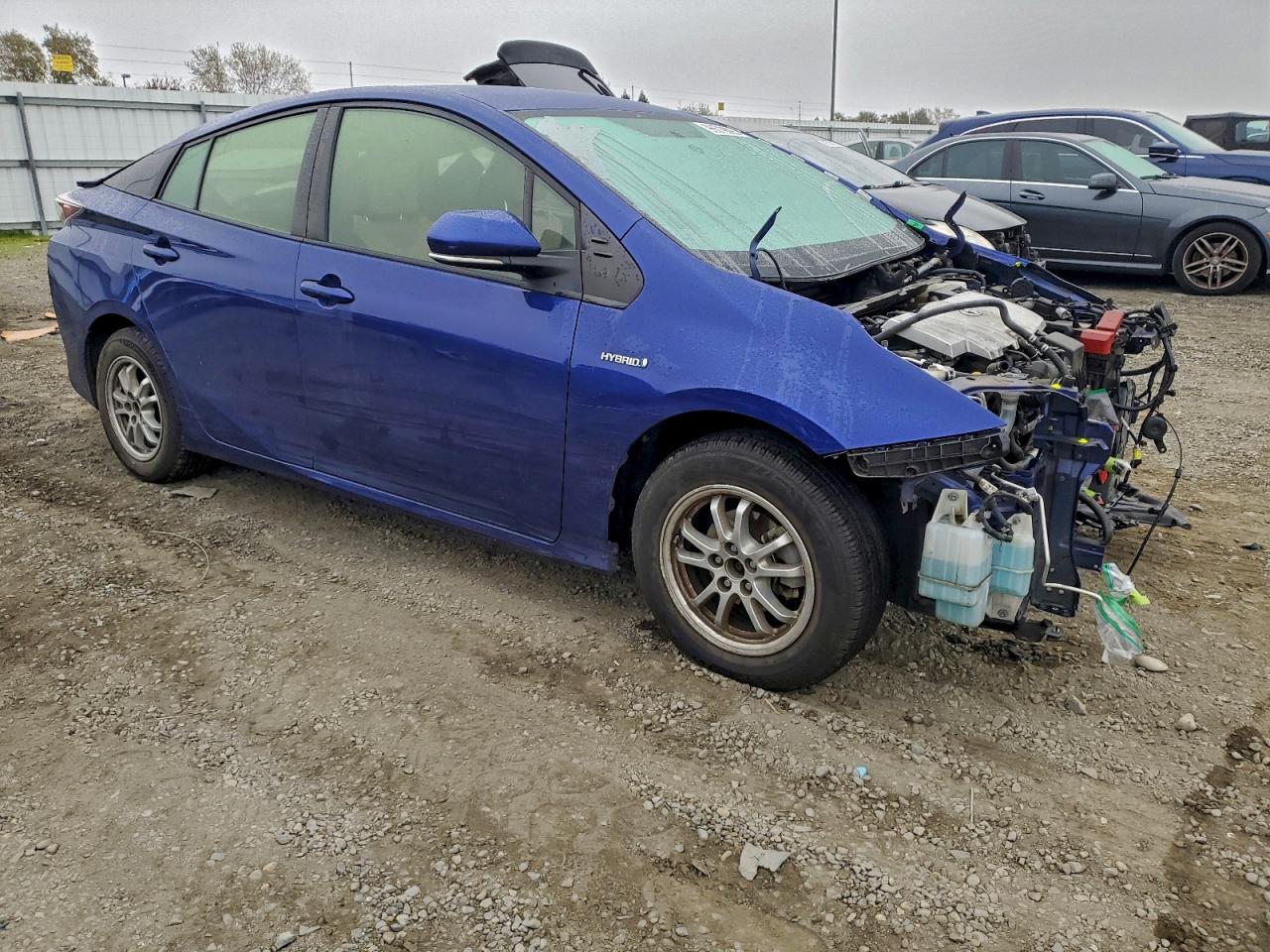 2016 TOYOTA PRIUS photo 4