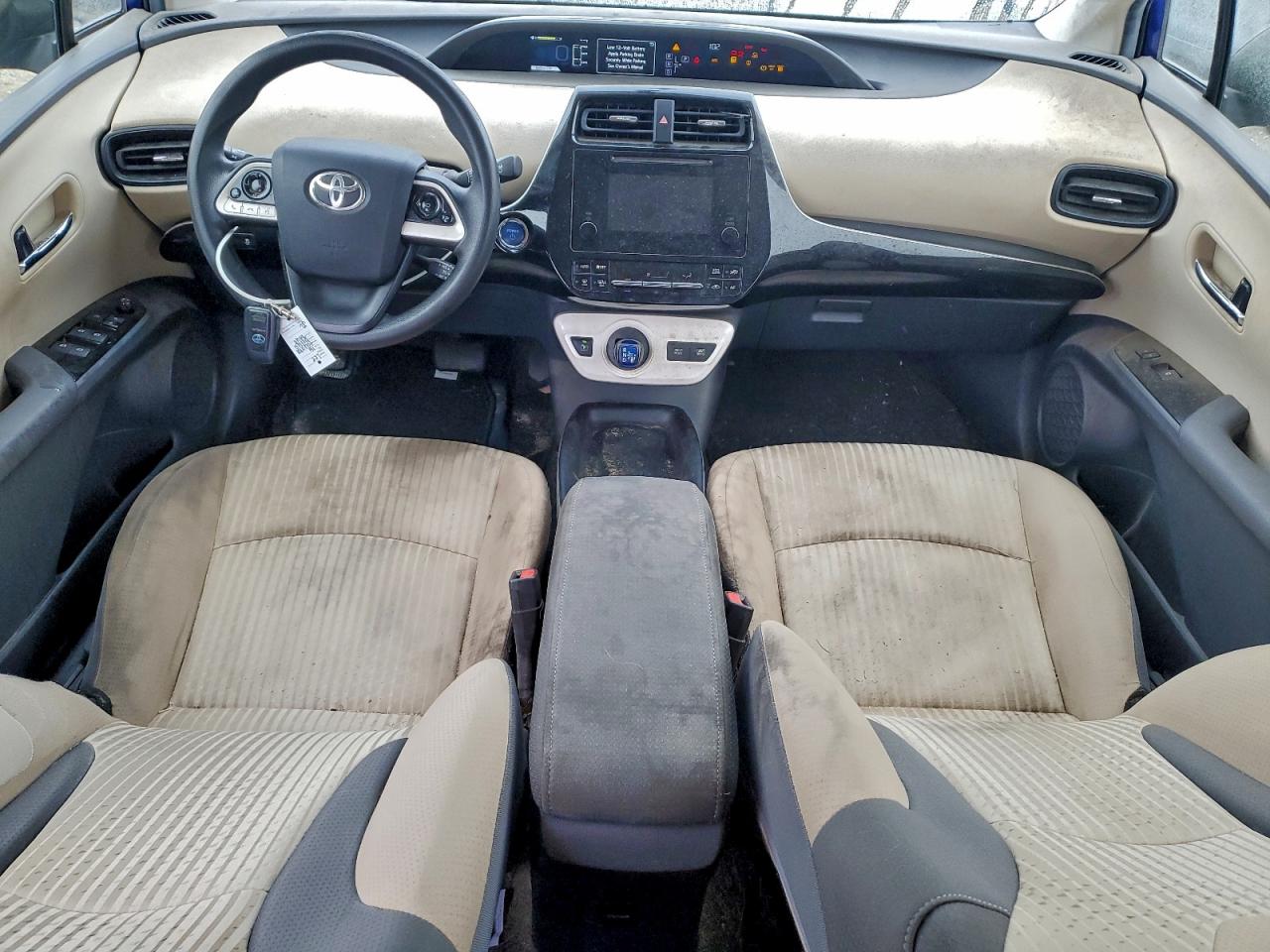 2016 TOYOTA PRIUS photo 8