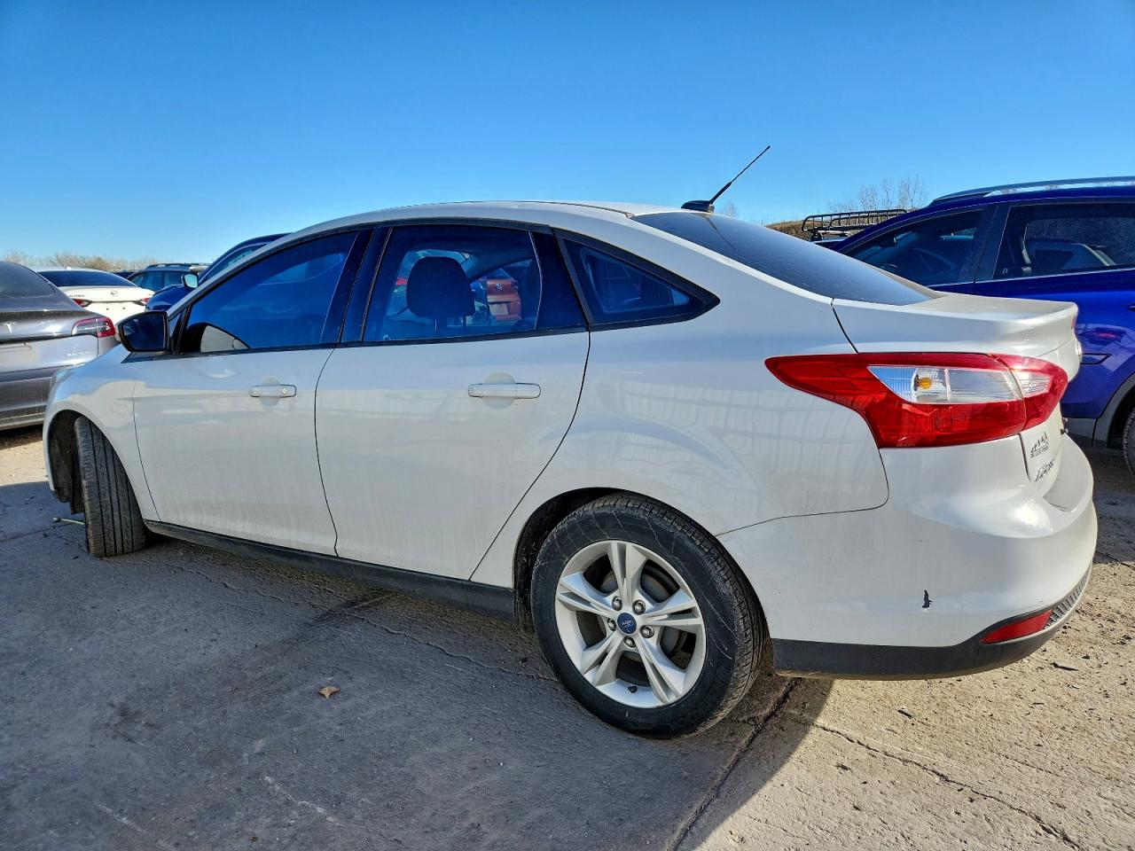 2014 FORD FOCUS SE photo 4
