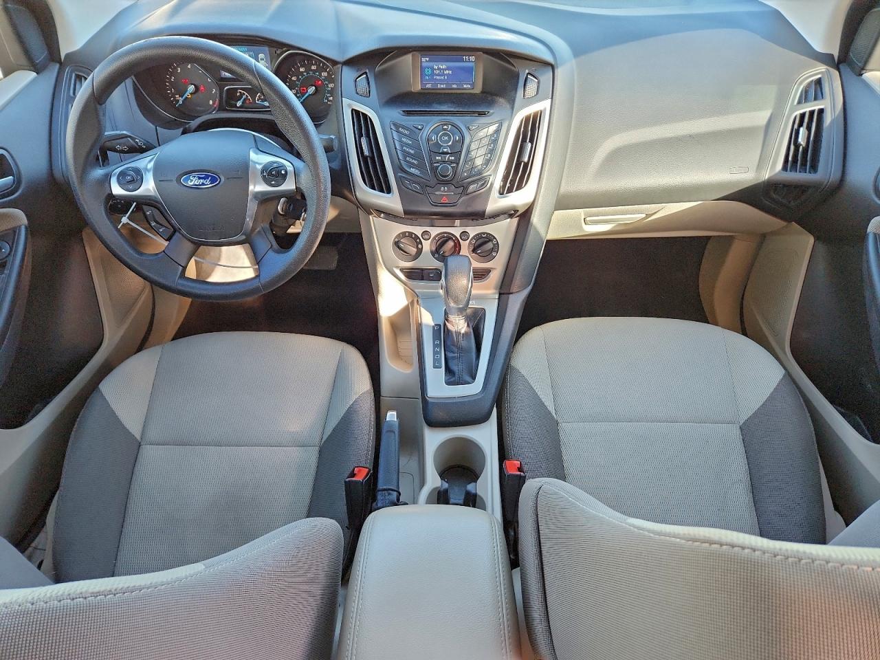 2014 FORD FOCUS SE photo 22