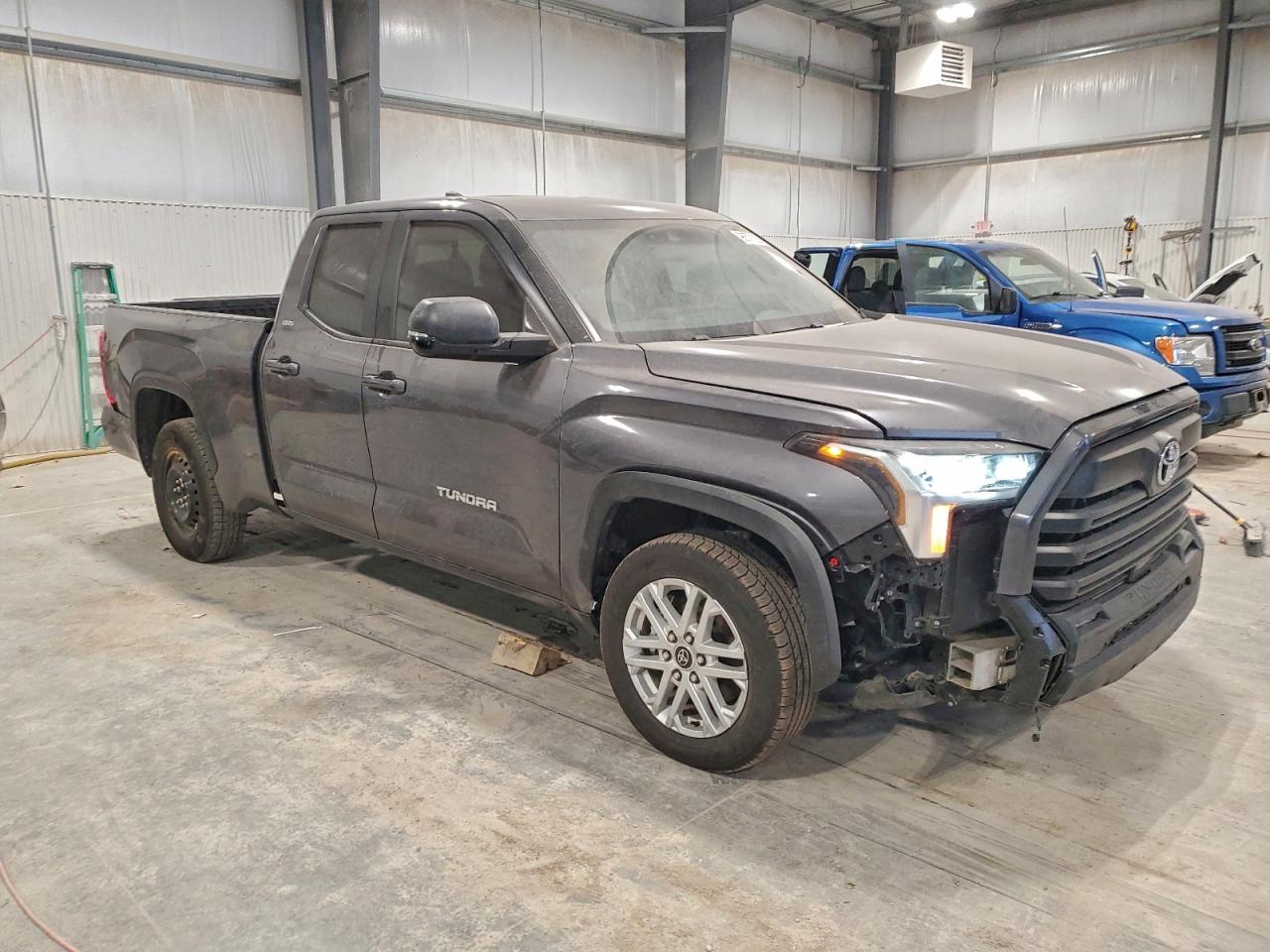 2024 TOYOTA TUNDRA DOUBLE CAB SR photo 4