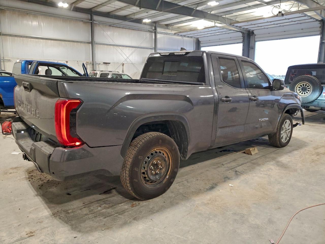 2024 TOYOTA TUNDRA DOUBLE CAB SR photo 3