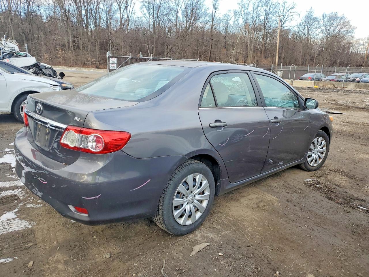 2013 TOYOTA COROLLA BASE photo 3