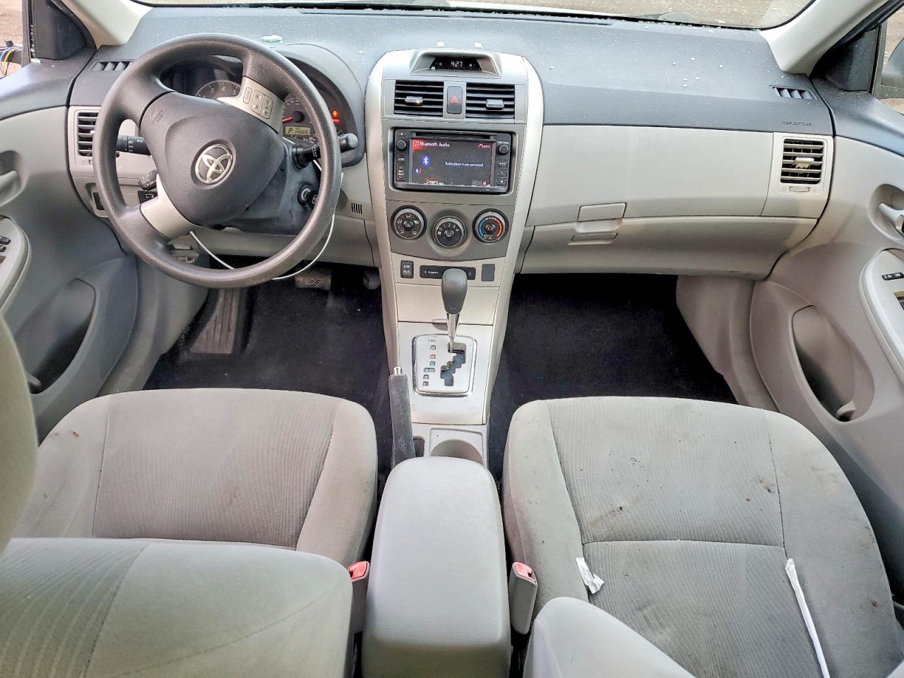 2013 TOYOTA COROLLA BASE photo 8