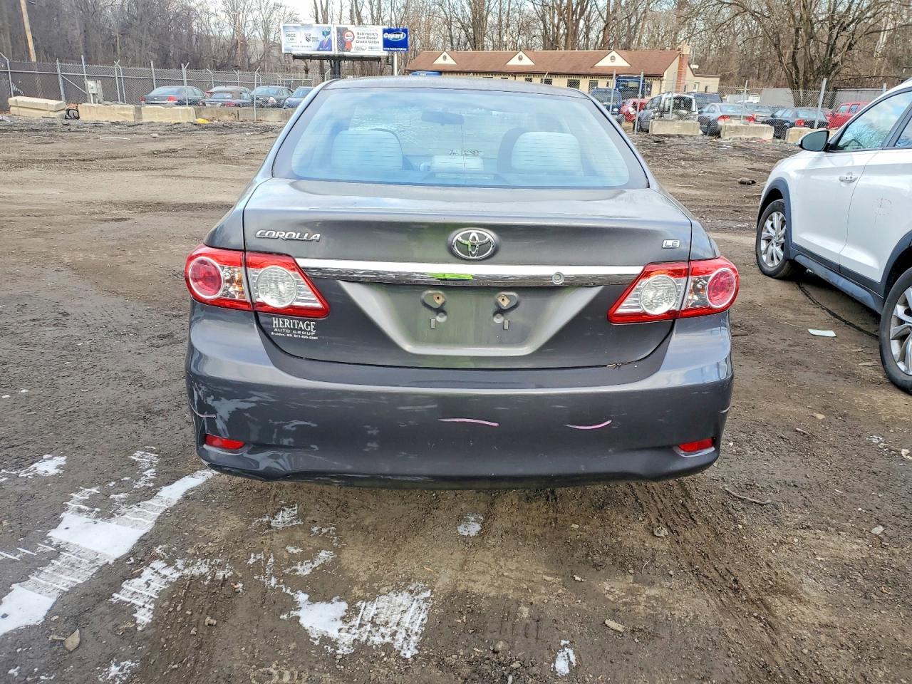 2013 TOYOTA COROLLA BASE photo 6